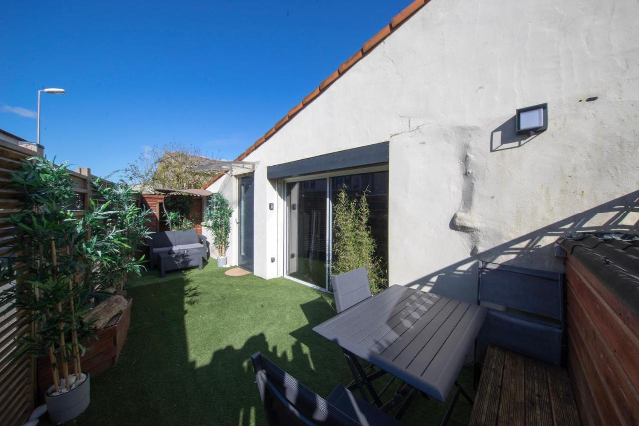 Love Suites & Spa "Le Loft" Avec Jacuzzi Privatif Medis Exterior photo